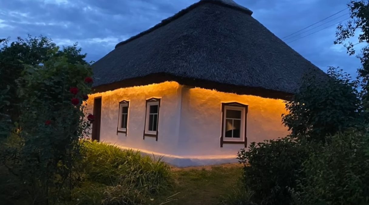 Євгенія Кузнєцова показала, як відновлює стару хату - Нерухомість Євгенія Кузнєцова показала, як відновлює стару хату - Нерухомість