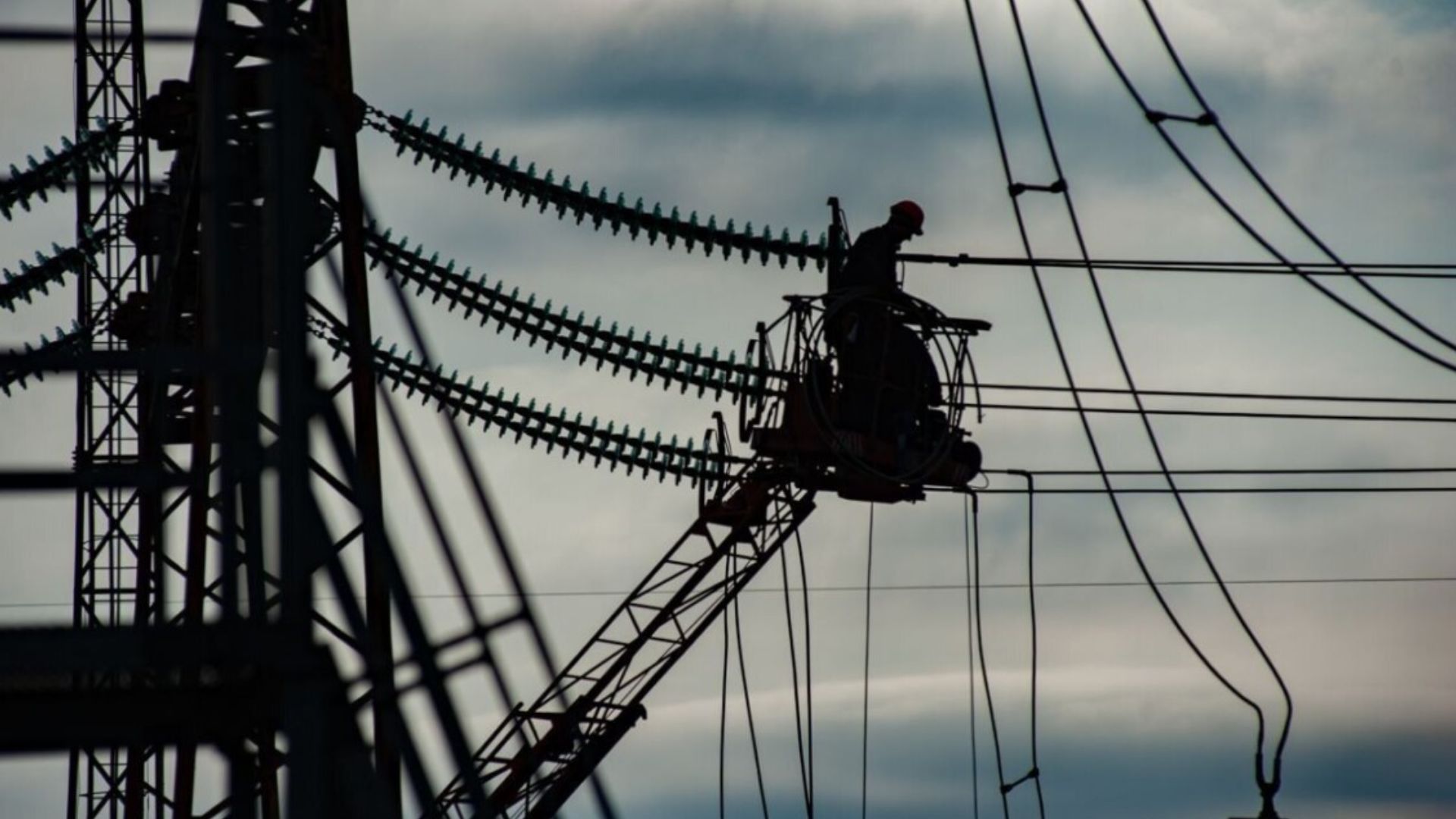 В Черниговской области вводят графики отключений света 
