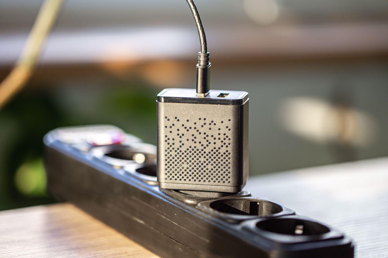 Удлинители могут не выдержать интенсивной нагрузки Удлинители могут не выдержать интенсивной нагрузки