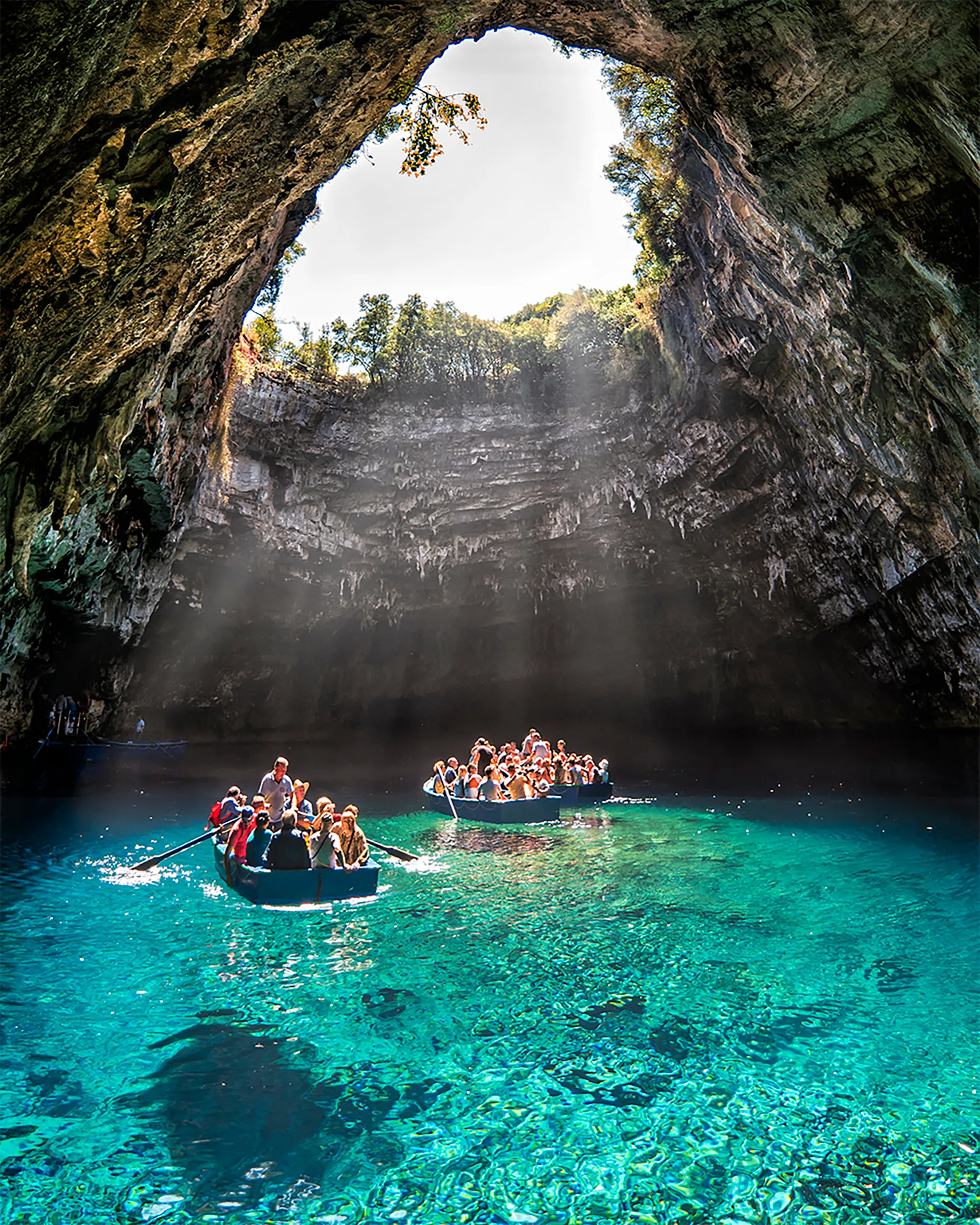 Печерне озеро Меліссані
