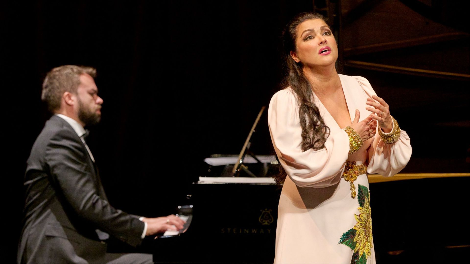 Анна Нетребко Анна Нетребко