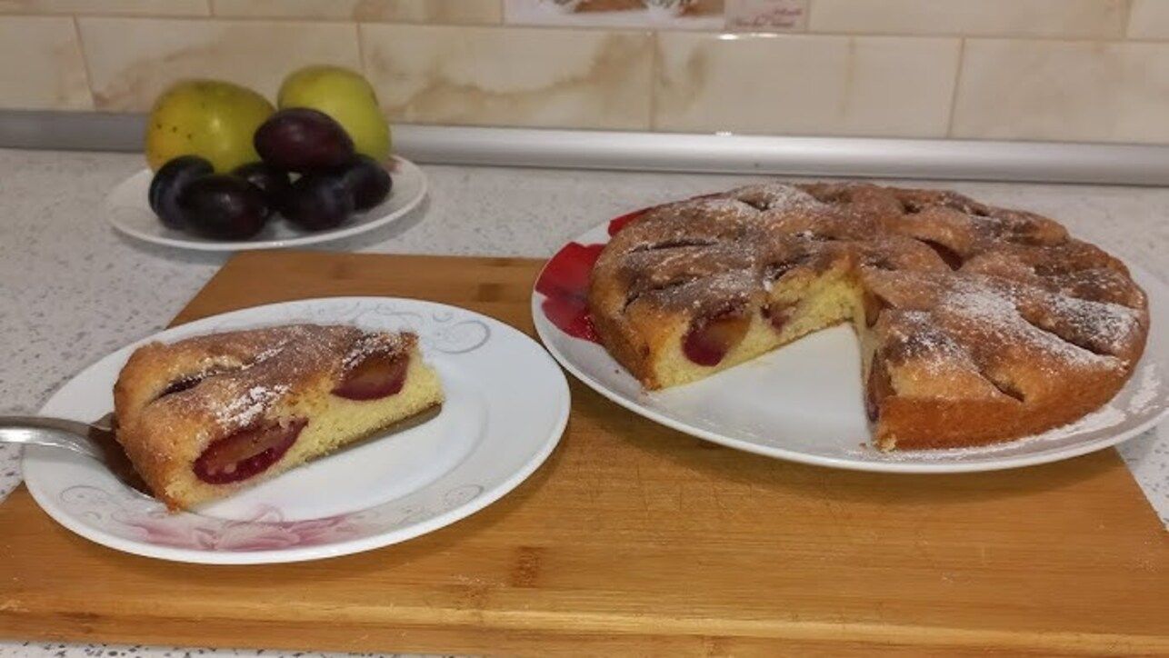 Ароматна домашня шарлотка