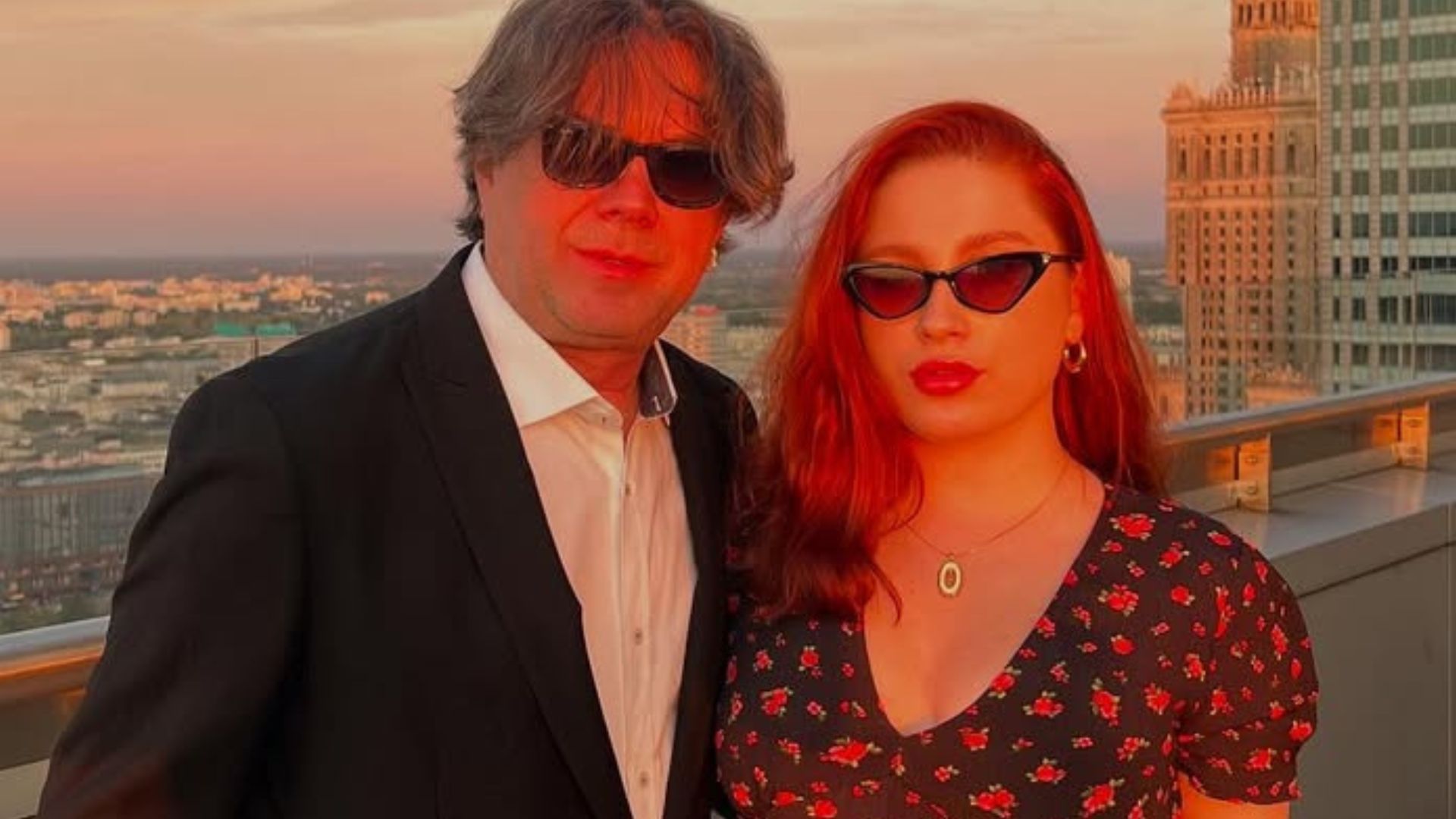 Остап Ступка зі своєю 23-річною дівчиною Остап Ступка зі своєю 23-річною дівчиною