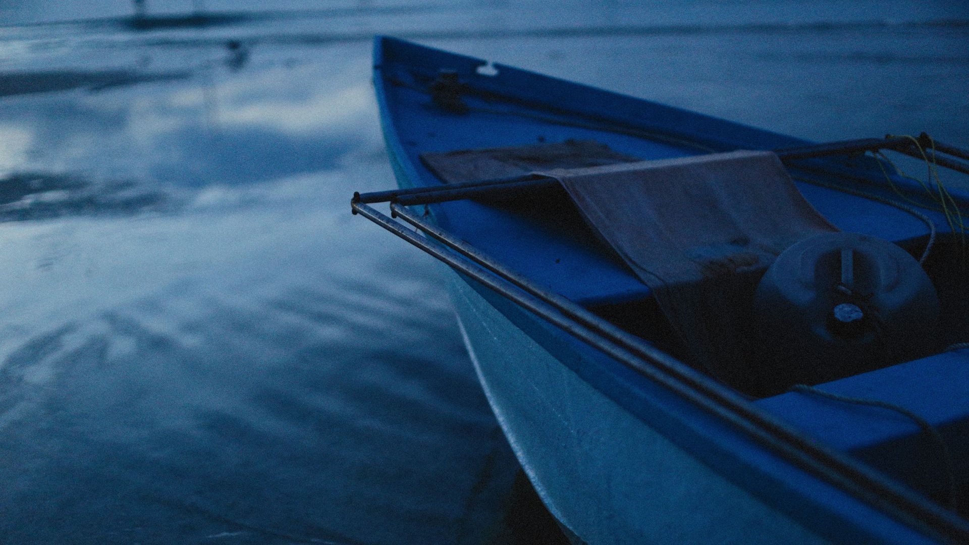 Атака врага на лодку с рыбаками 4 октября Атака врага на лодку с рыбаками 4 октября