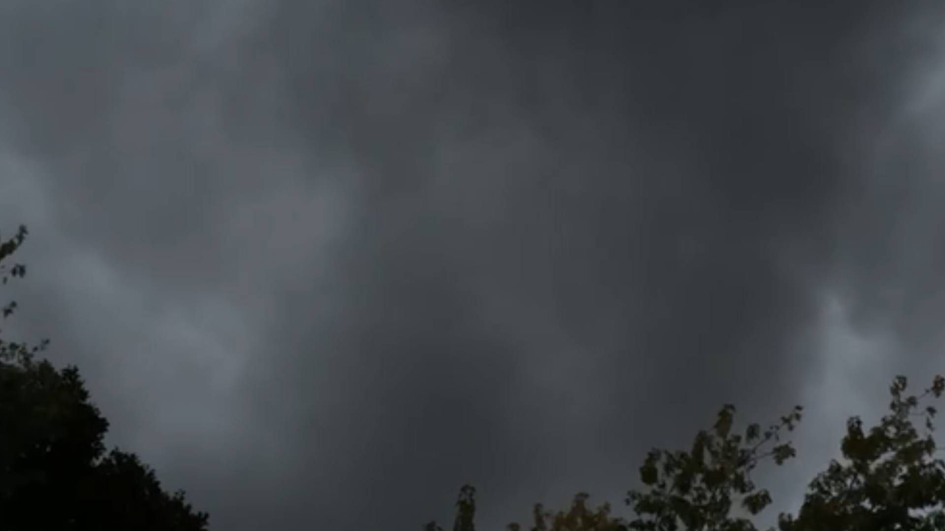 Садовий порадив містянам зачинити вікна Садовий порадив містянам зачинити вікна