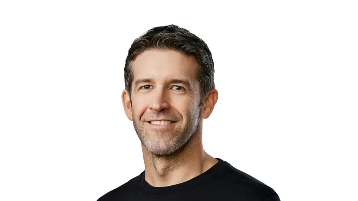 Джон Тернус – старший вице-президент по аппаратной инженерии в Apple