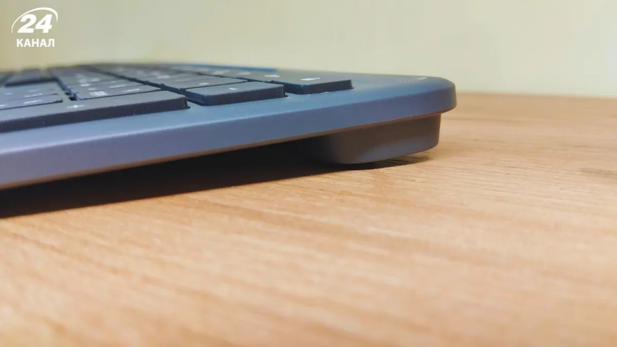 Logitech Signature Slim Solar+ K980