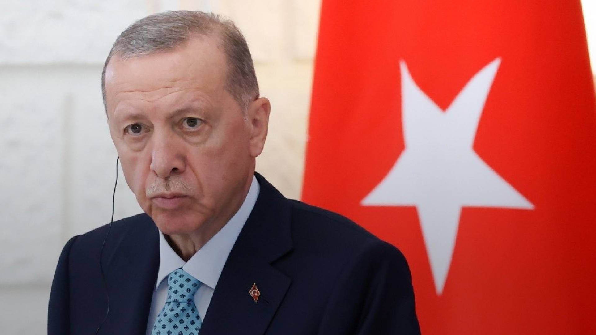 Ердоган закликав Путіна повернутися за стіл переговорів щодо війни в Україні Ердоган закликав Путіна повернутися за стіл переговорів щодо війни в Україні