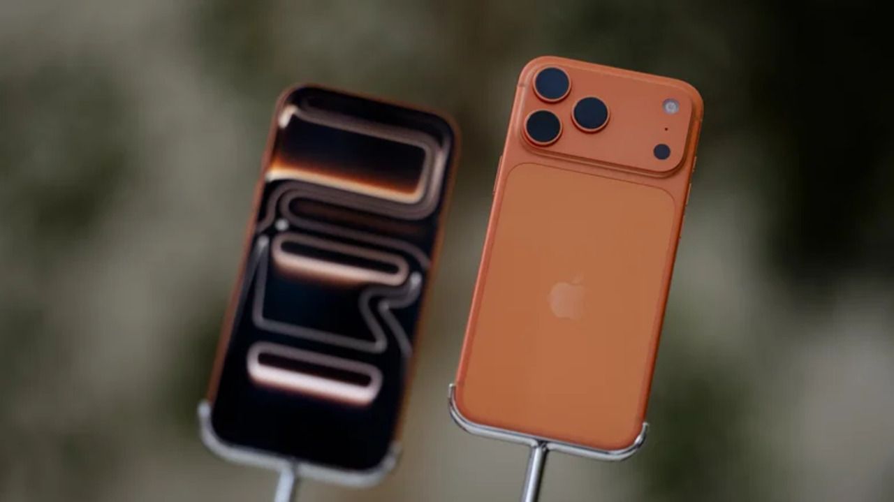 Apple виправляє ситуацію з подряпинами на iPhone 17 новими зарядками