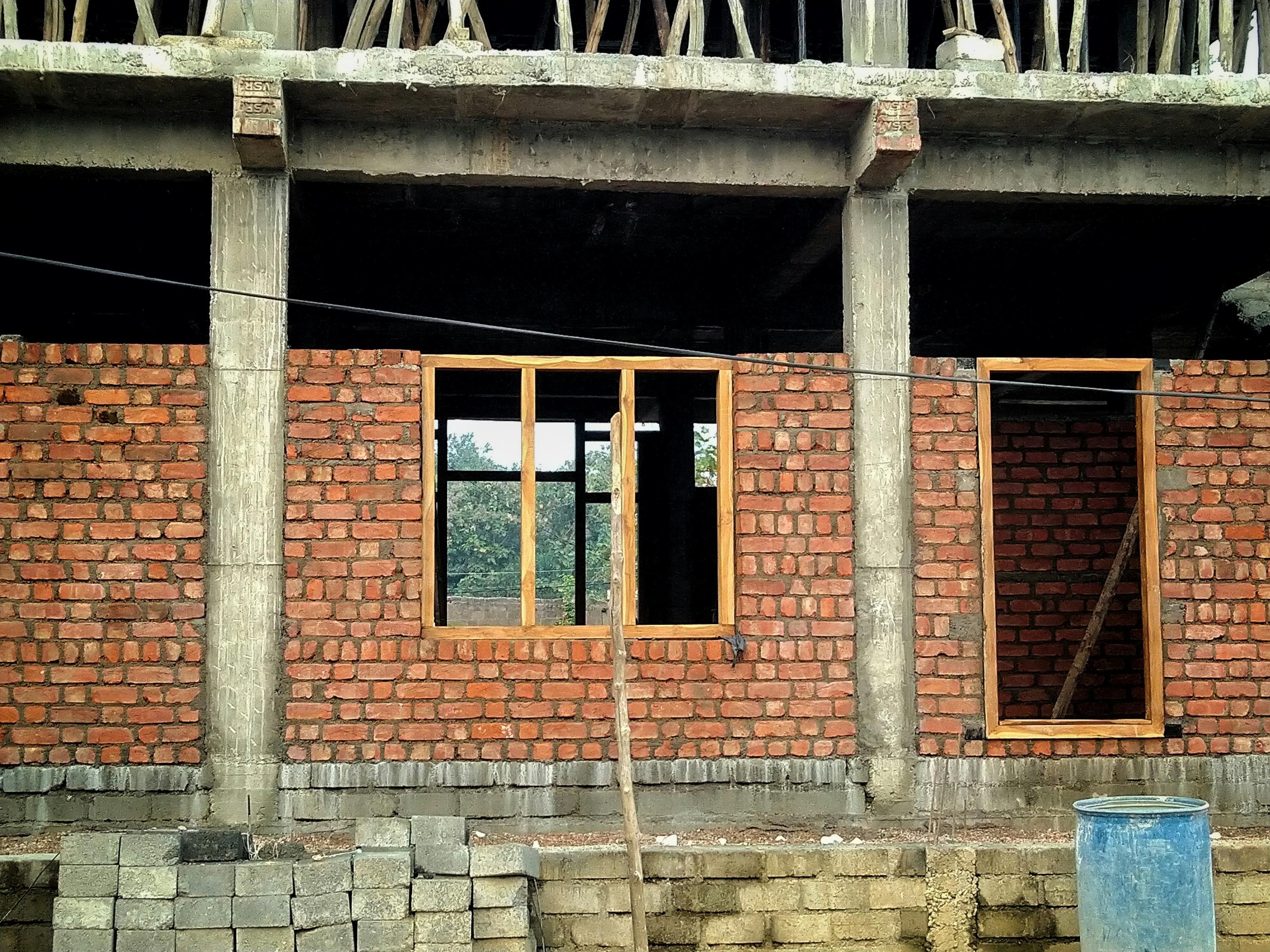 Який матеріал найкращий для будівництва будинку - чи варто обирати цеглу для житла