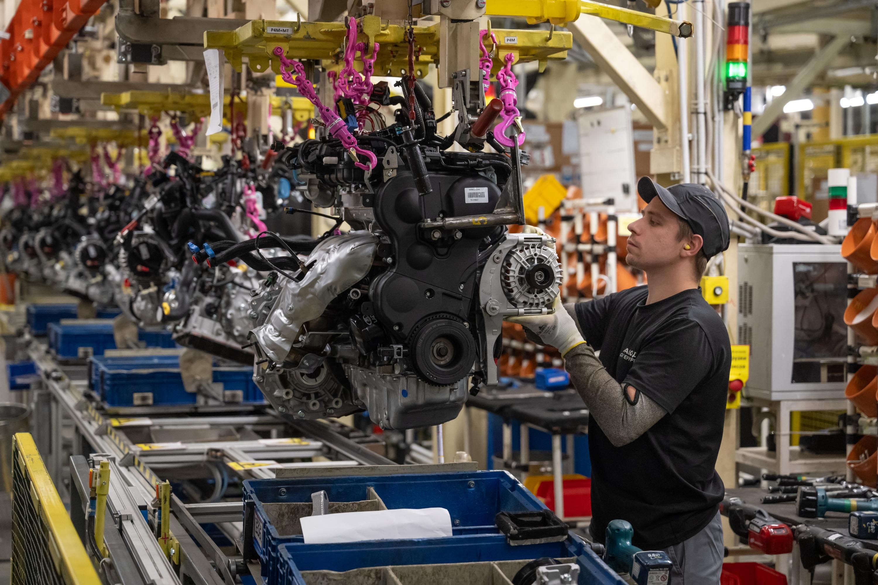 Крупные предприятия России на грани краха: работники уже ощущают кризис на себе - Экономика Крупные предприятия России на грани краха: работники уже ощущают кризис на себе - Экономика