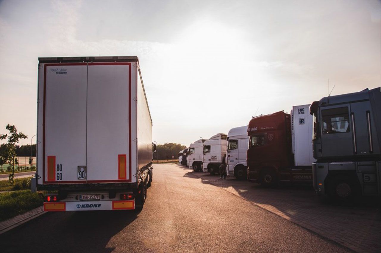 Кожен п'ятий перевізник зник із ринку: в Росії криза автоперевезень - Бізнес Кожен п'ятий перевізник зник із ринку: в Росії криза автоперевезень - Бізнес