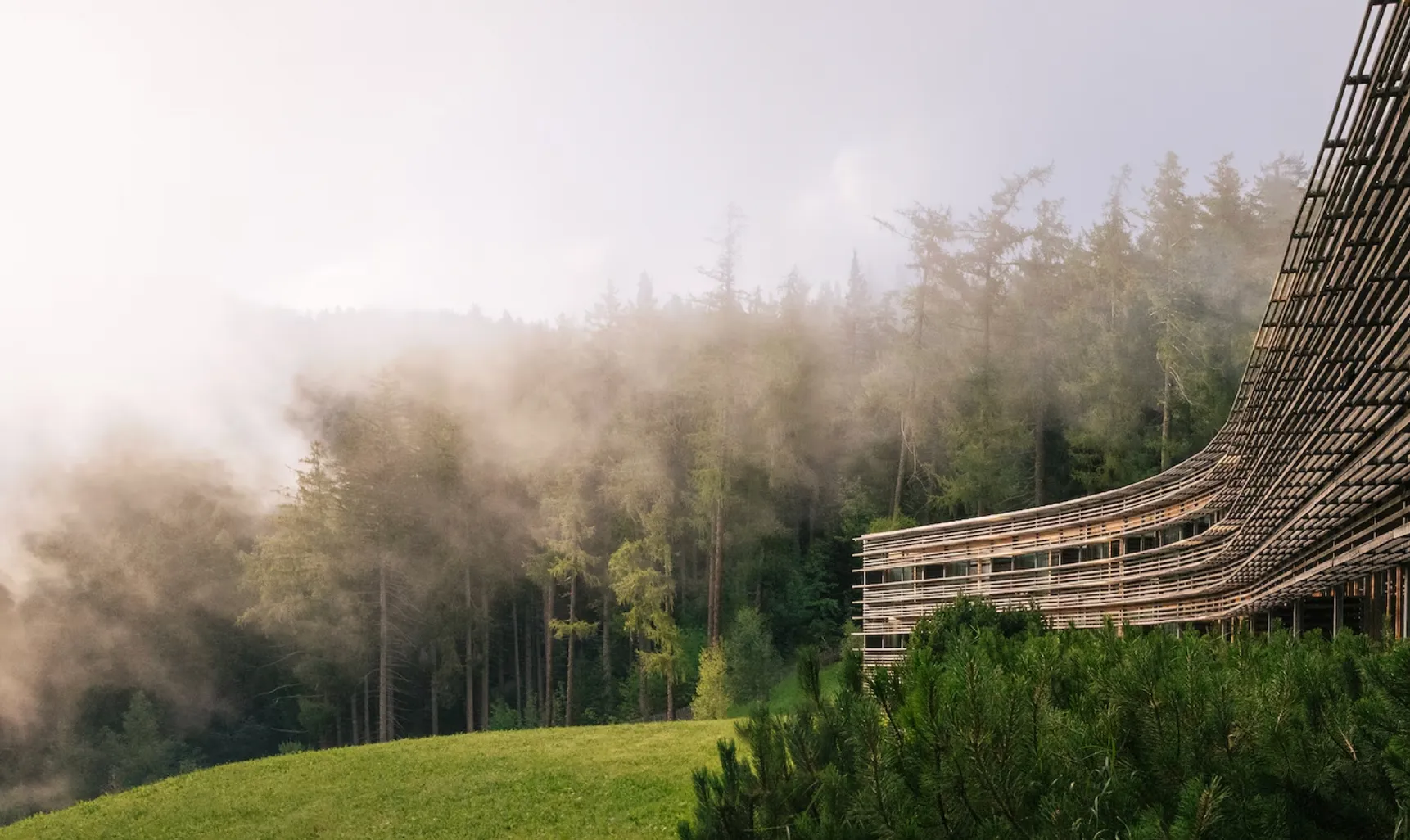 Отель Vigilius Mountain Resort 