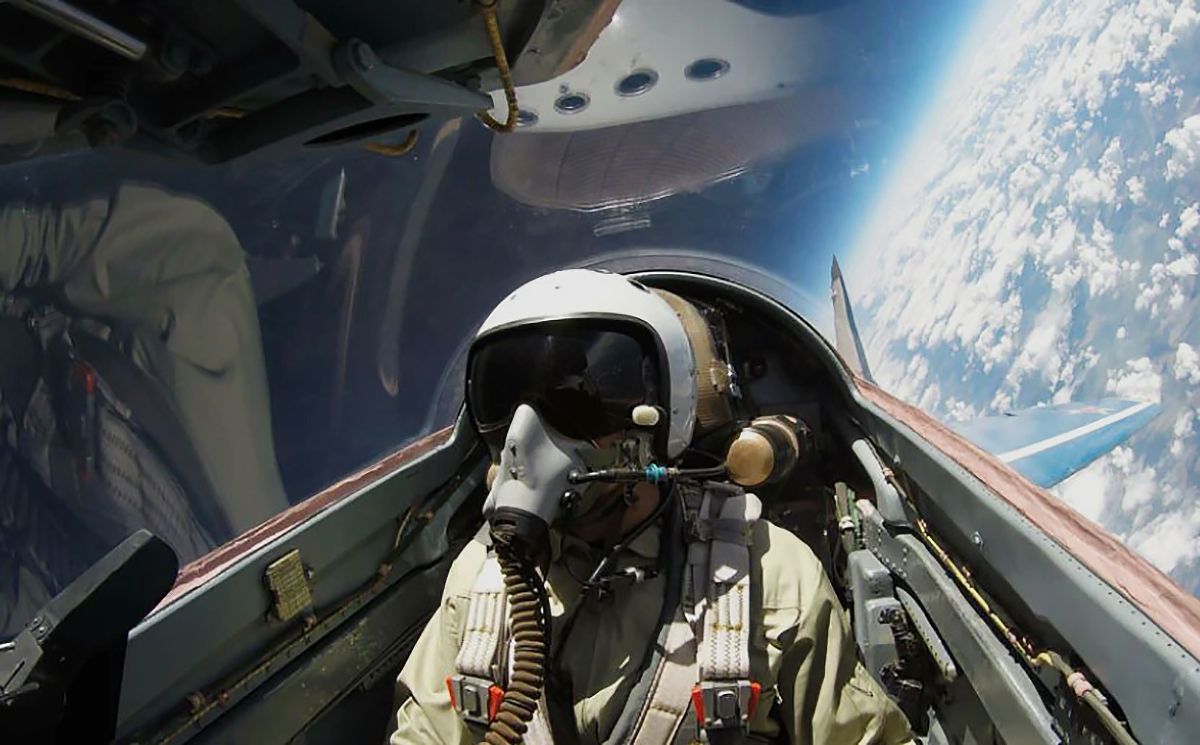 Пілот російського літака МіГ-31 Пілот російського літака МіГ-31