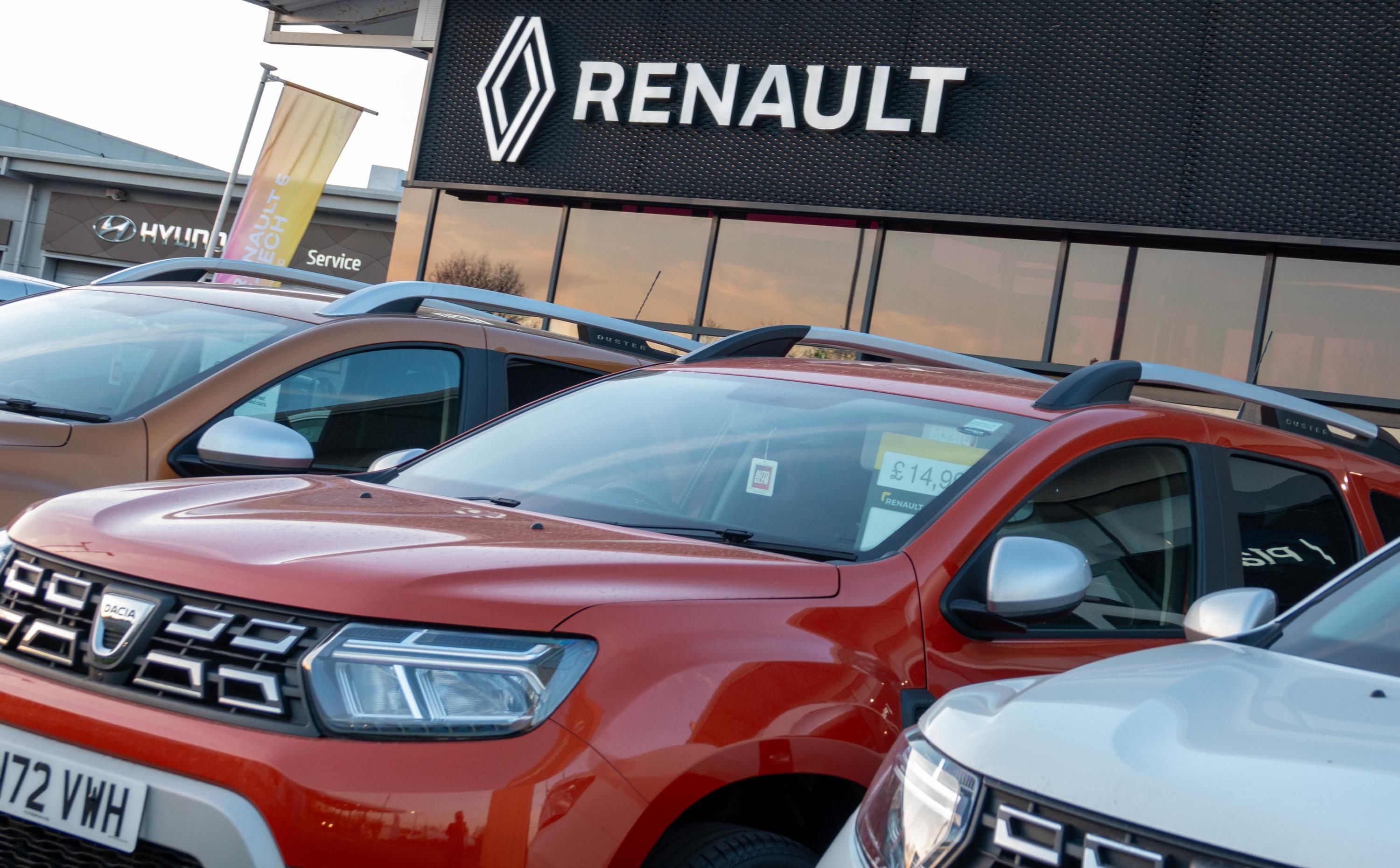 Французький Renault потрапив у немилість Москви: за що покарали автоконцерн - Бізнес Французький Renault потрапив у немилість Москви: за що покарали автоконцерн - Бізнес