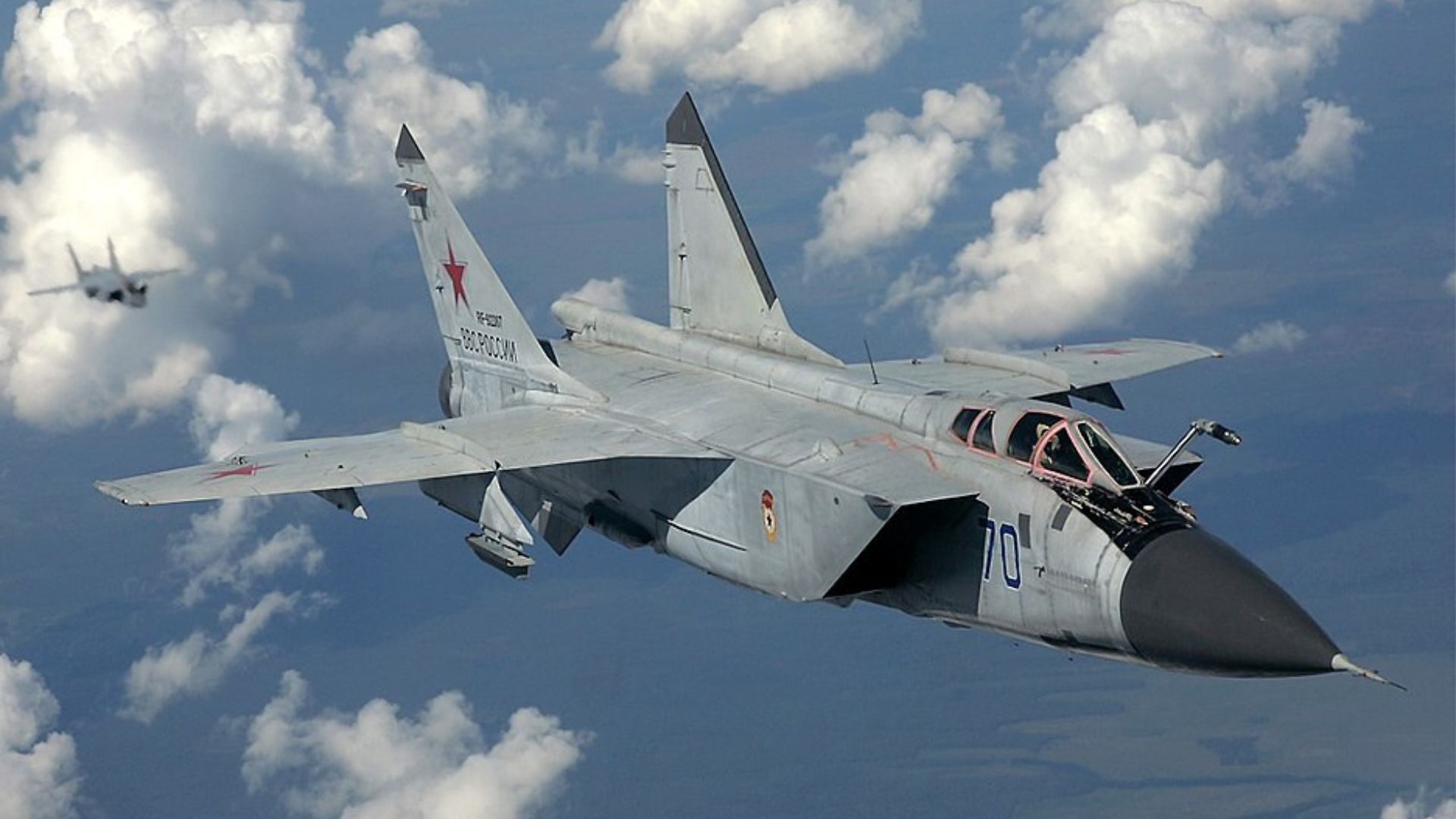 В России разбился МиГ-31 В России разбился МиГ-31