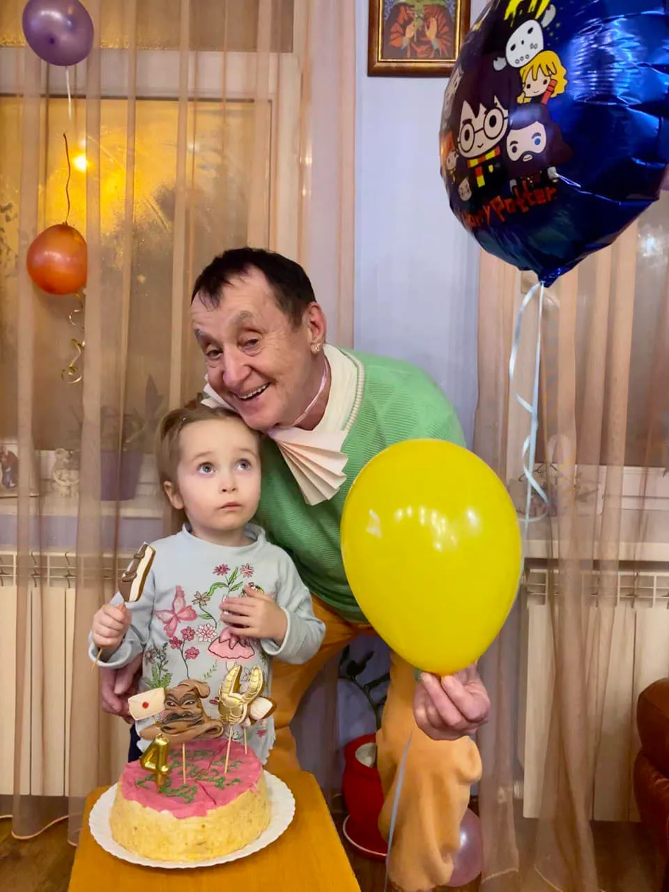 Левко Дурко с внучкой Евой Левко Дурко с внучкой Евой