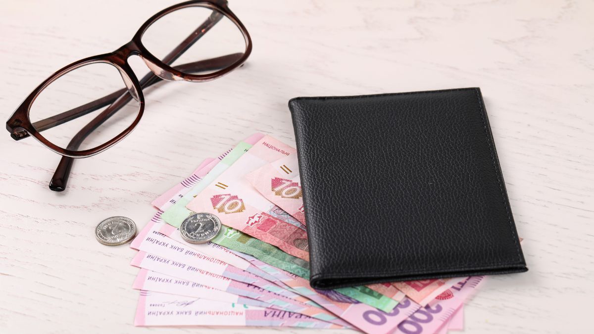 Кому начислят дополнительные 700 гривен к пенсии