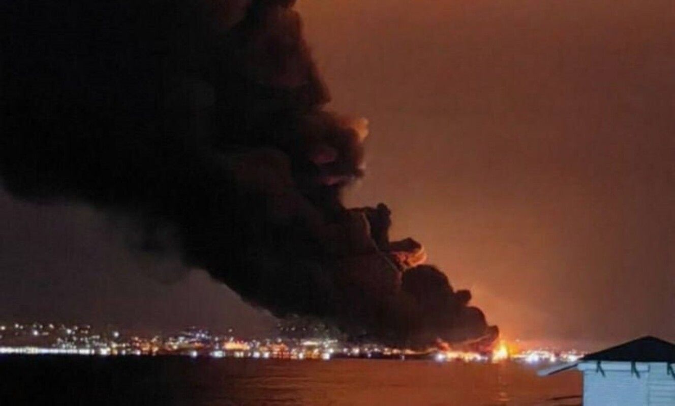 Нефтебаза в Феодосии была снова под ударом Нефтебаза в Феодосии была снова под ударом