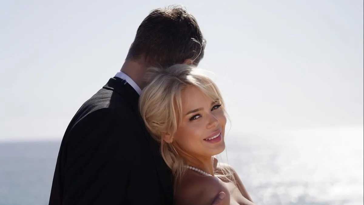 Аліна Гросу з чоловіком