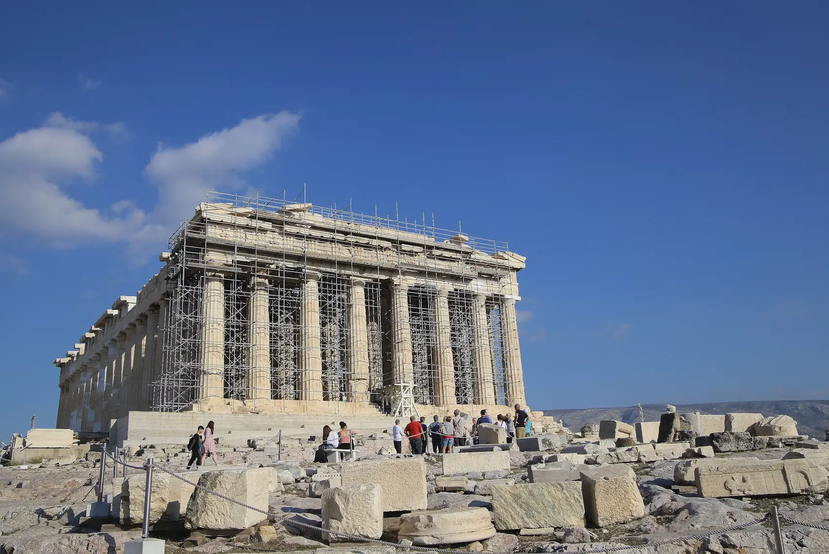 Парфенон з риштуваннями Парфенон з риштуваннями