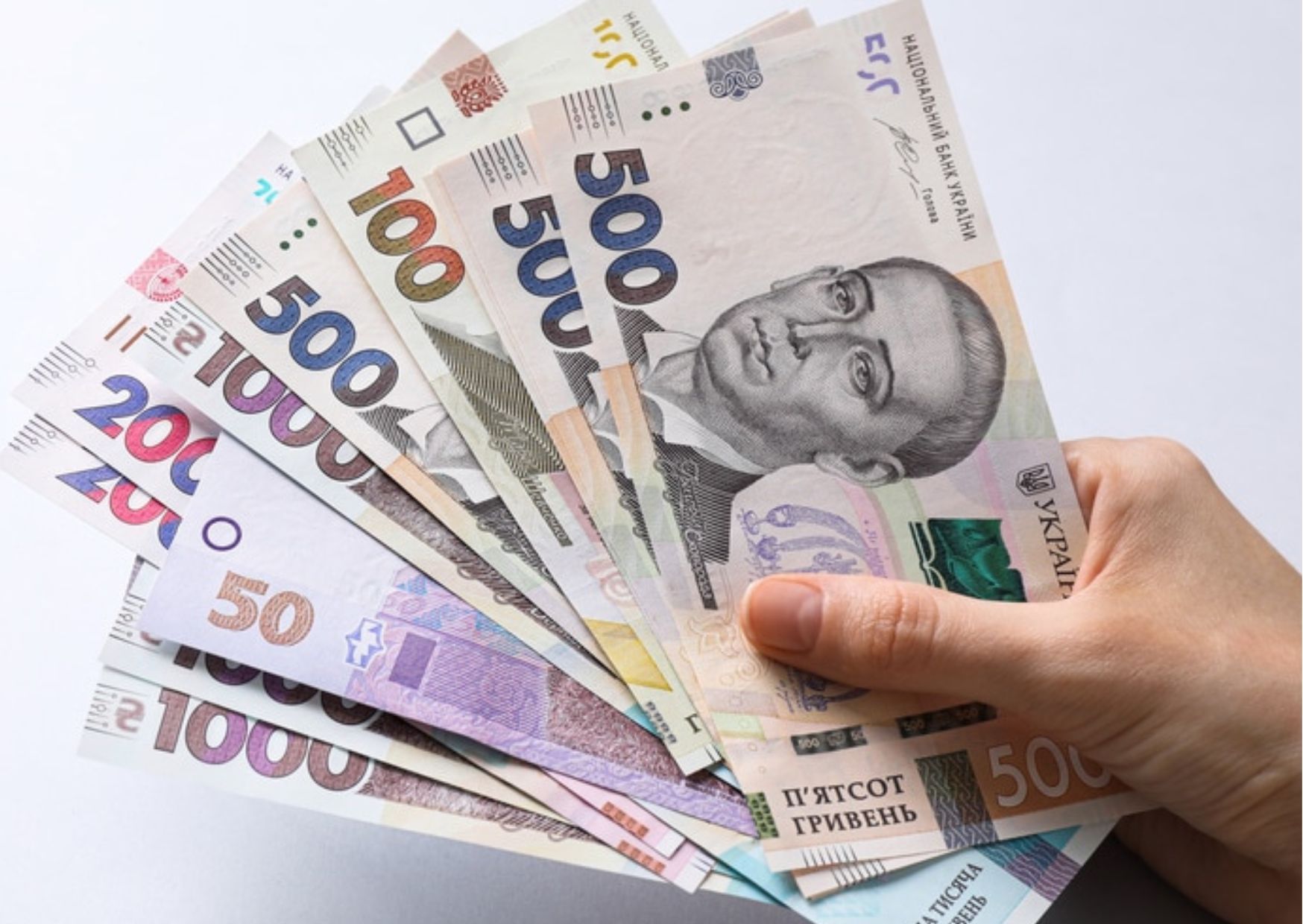 Українці зможуть отримати 6 тисяч гривень допомоги "Тепла зима" Українці зможуть отримати 6 тисяч гривень допомоги "Тепла зима"