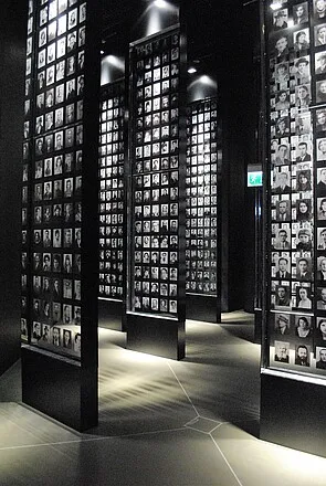 Частина сценографії в розділі Голокост / фото Culturesofhistoryforum