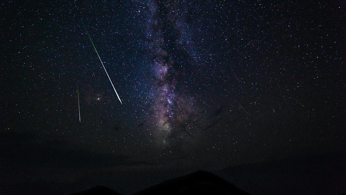 Оріоніди 2025 та дві комети – як і коли спостерігати унікальну небесну подію в Україні