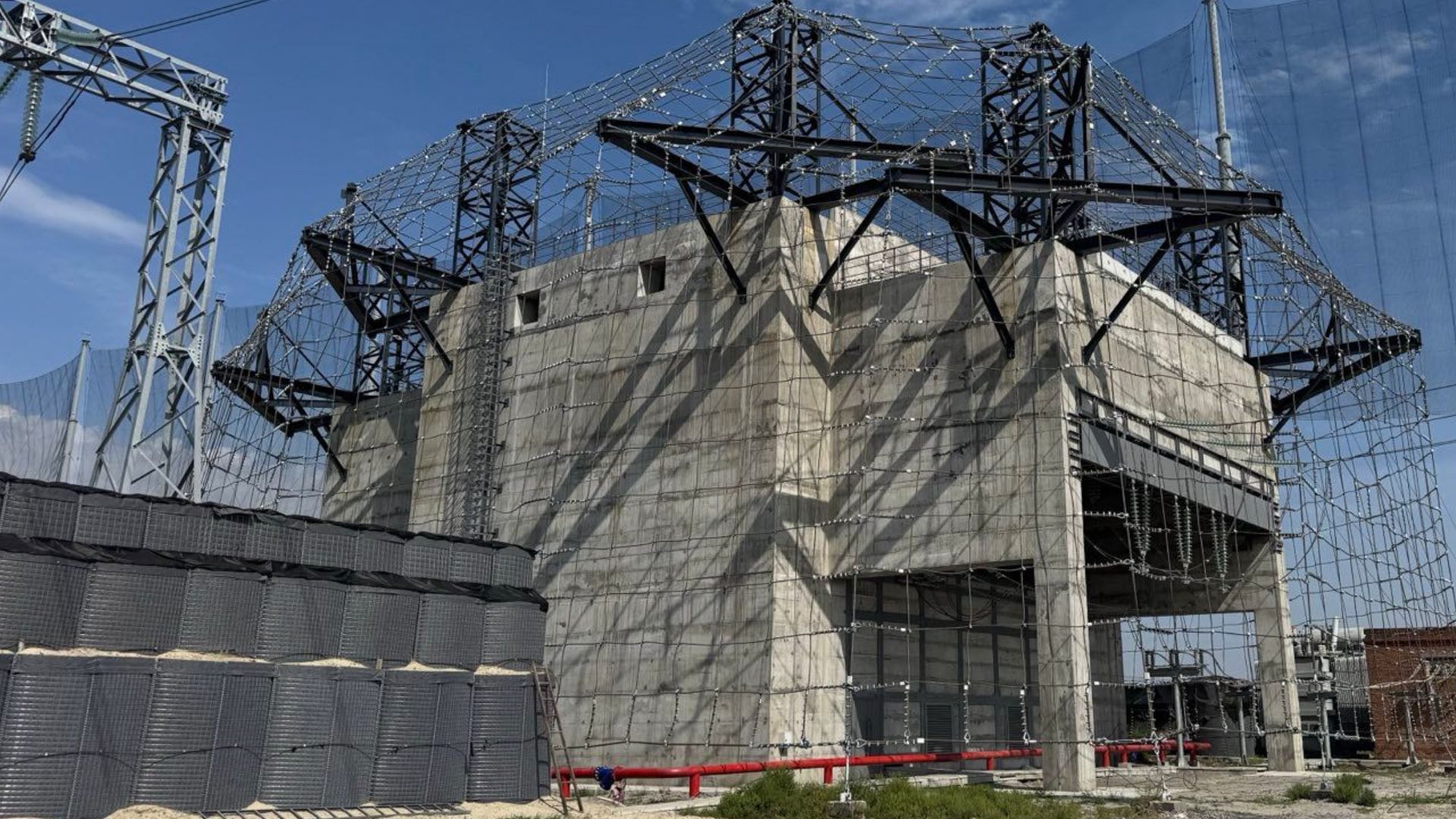 Укріплення навколо об'єкту енергетики Укріплення навколо об'єкту енергетики