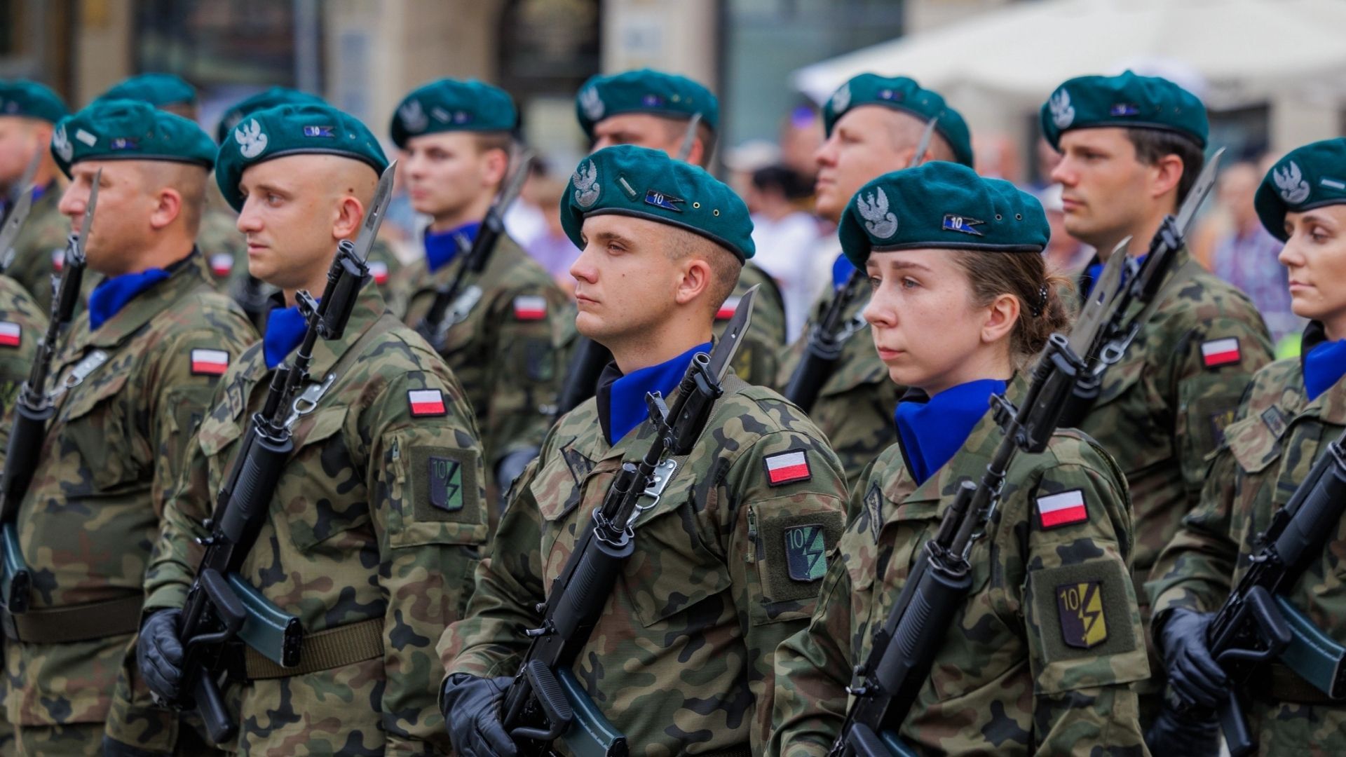 Польща проводить підготовку цивільних до війни