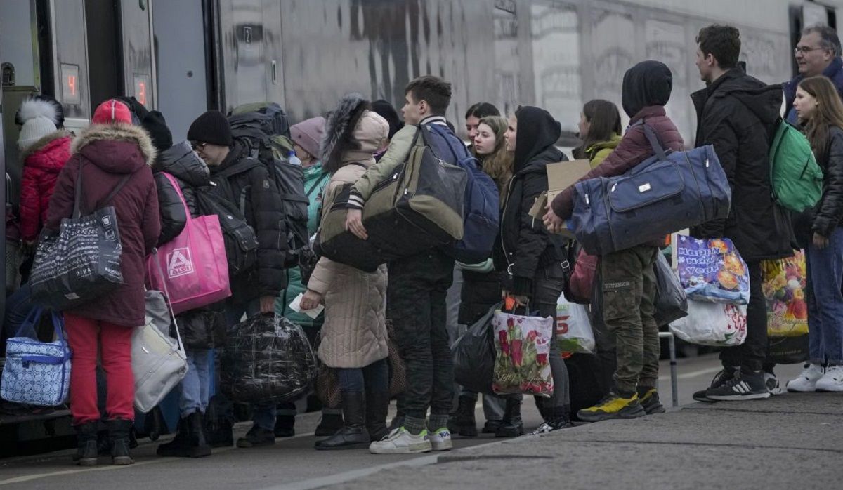 Виплати для біженців у Німеччині – як у Німеччини ставляться до виплат українцям - Закордон Виплати для біженців у Німеччині – як у Німеччини ставляться до виплат українцям - Закордон