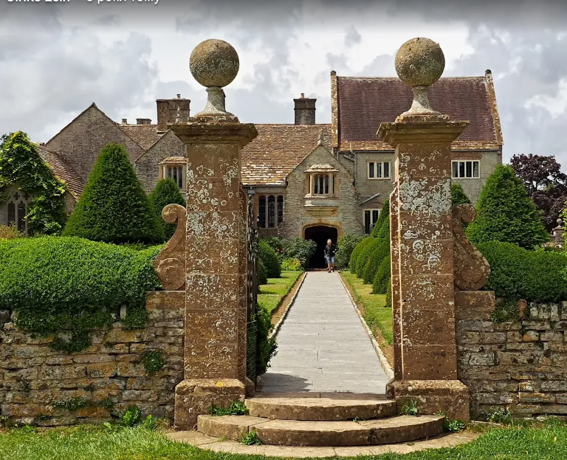 Lytes Cary