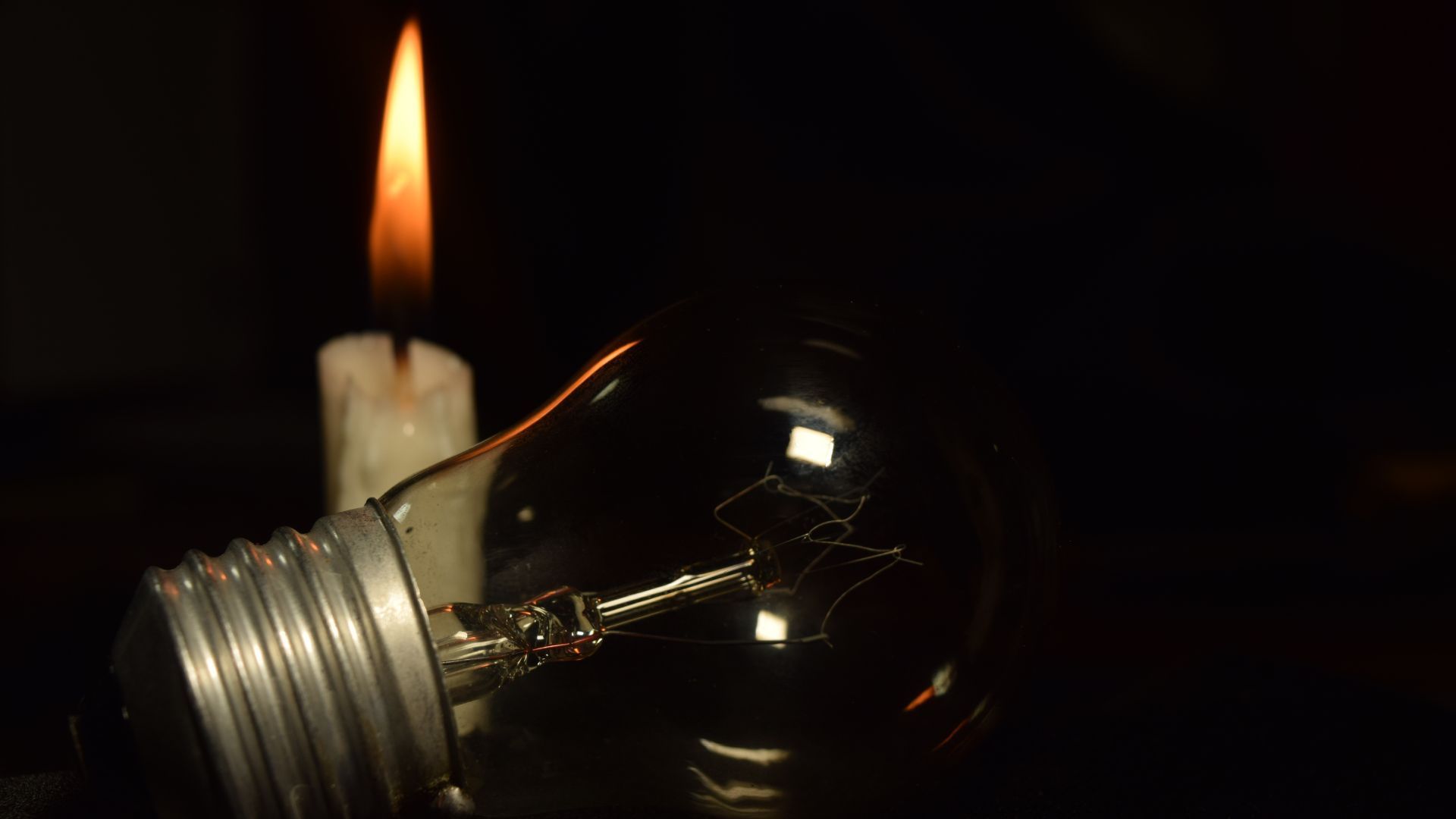 Графики отключений света действуют в большинстве областей: когда их могут отменить