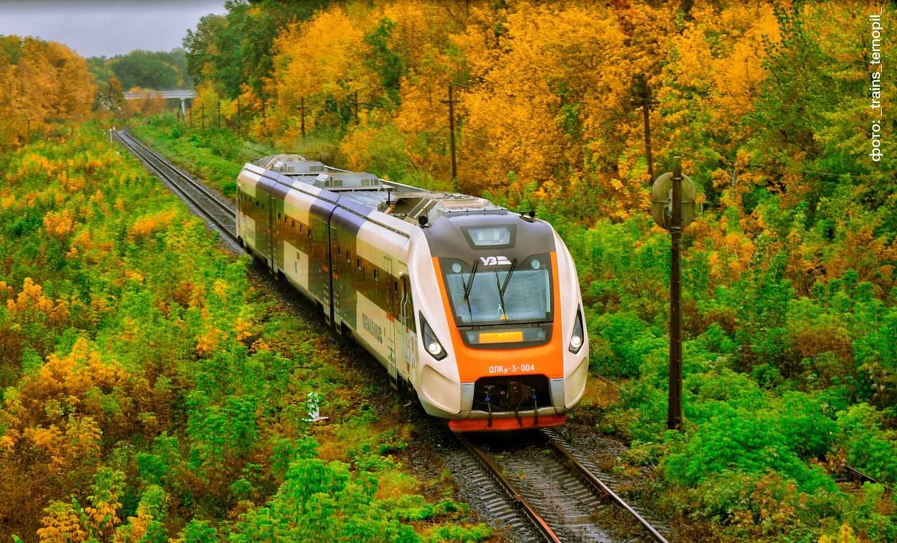 Низка потягів затримується через обстріли - 24 Канал Низка потягів затримується через обстріли - 24 Канал