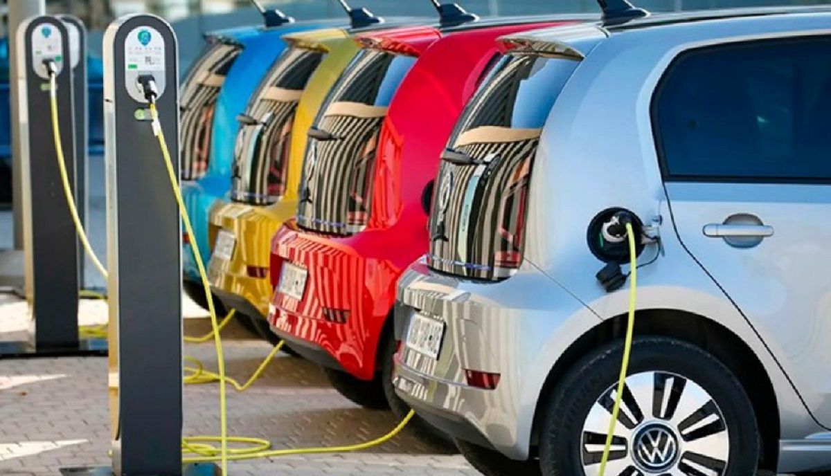 Електромобілі у Данії стають популярнішими – у чому причина - Закордон Електромобілі у Данії стають популярнішими – у чому причина - Закордон