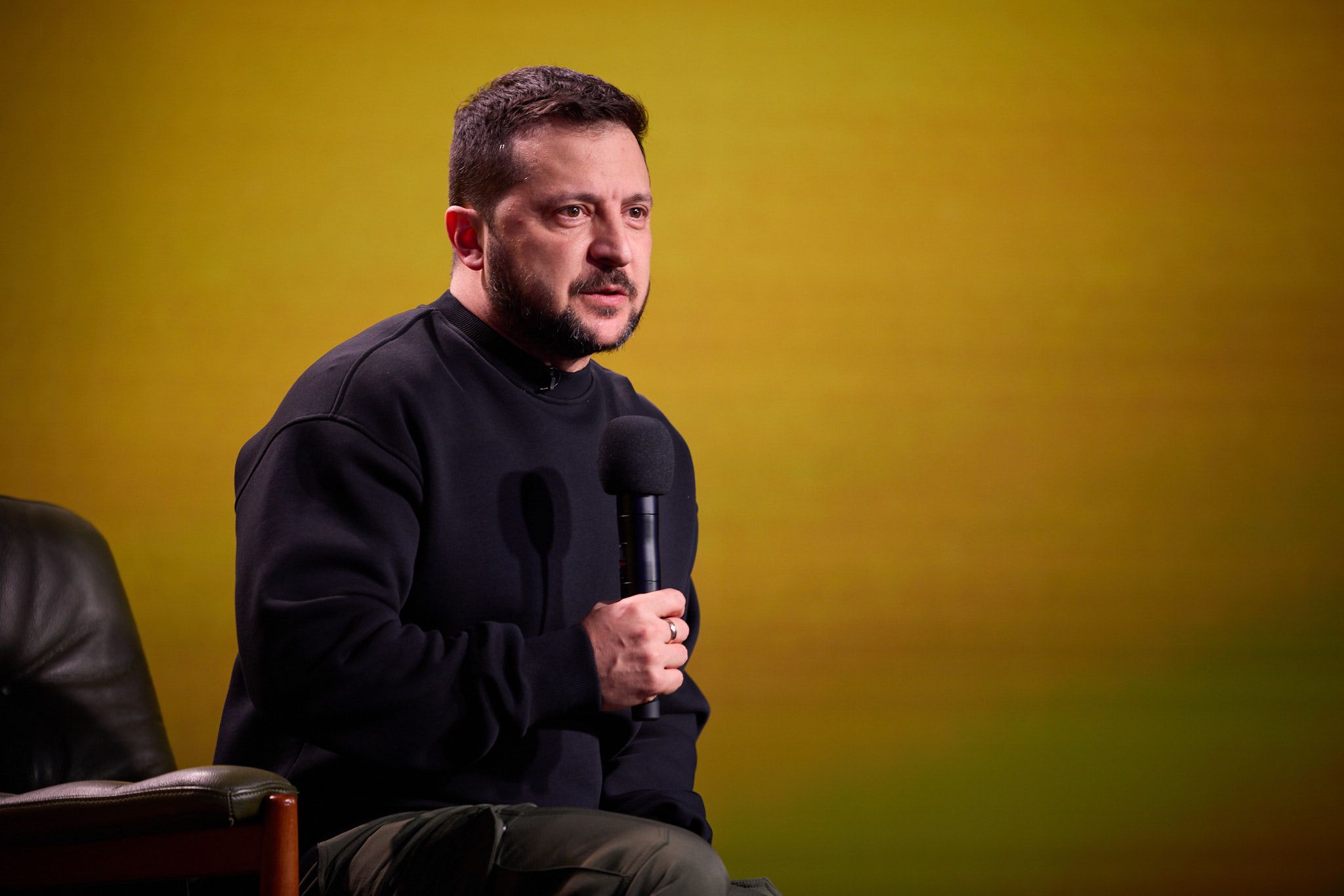 Зеленський закликав партнерів тиснути на Росію