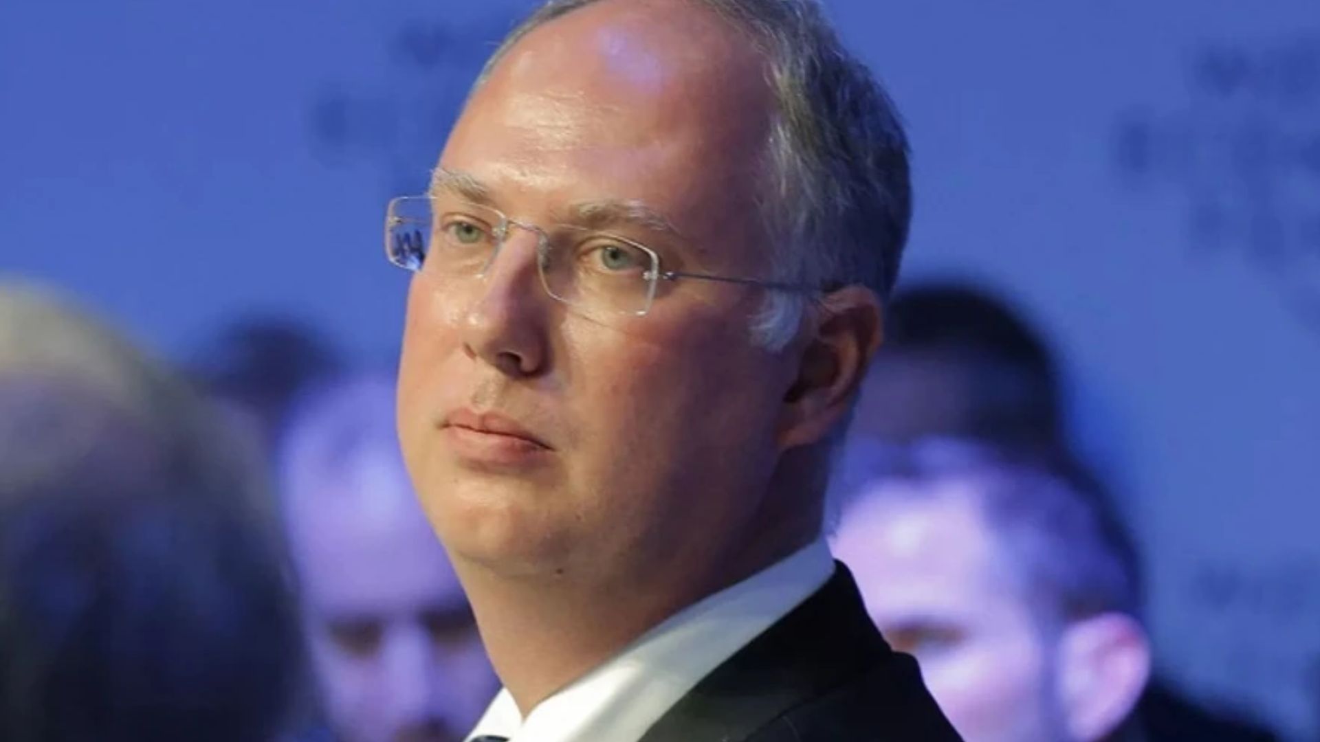 Кіріл Дмітрієв Кіріл Дмітрієв