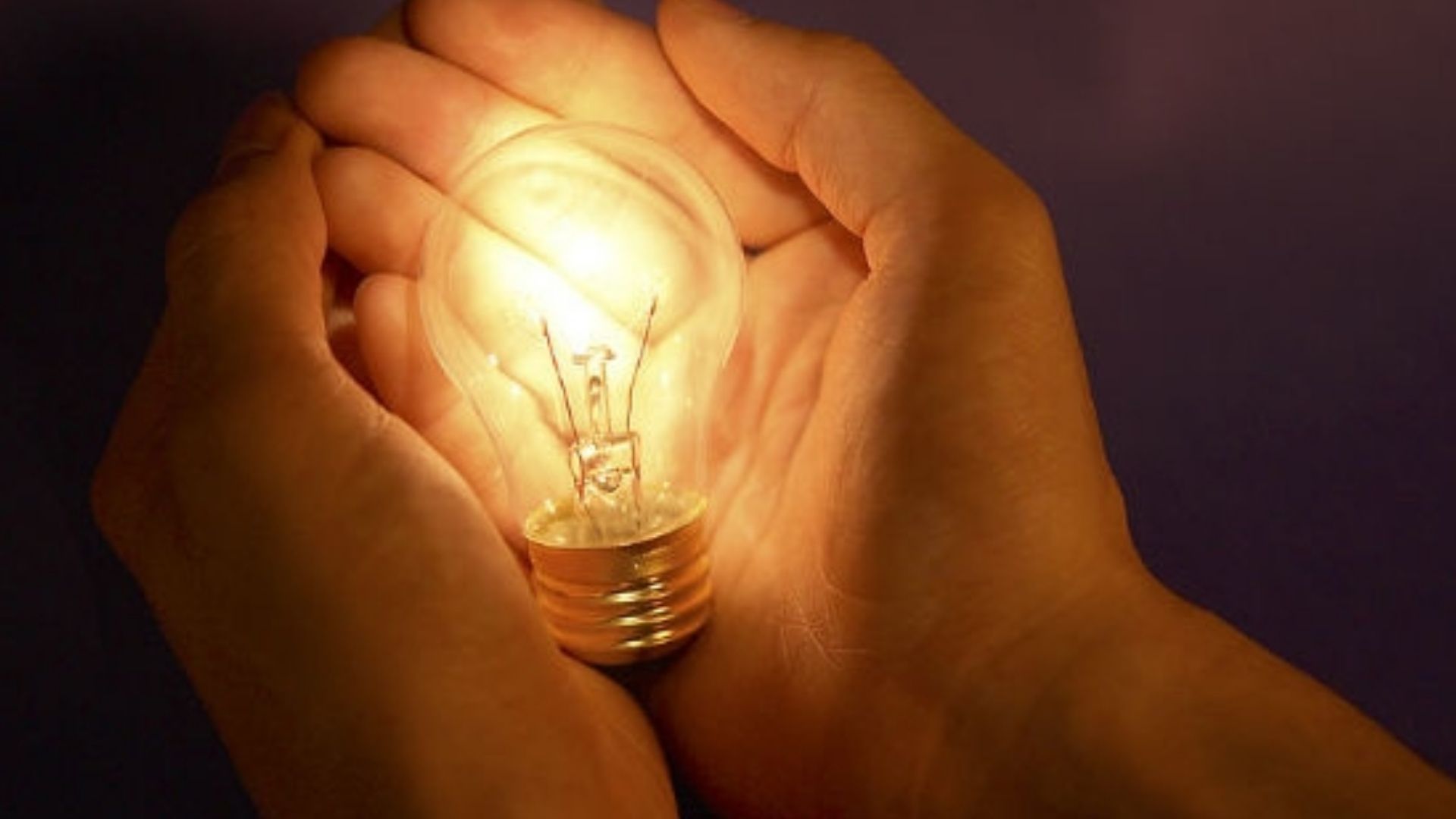 В Киеве ввели экстренные отключения света В Киеве ввели экстренные отключения света