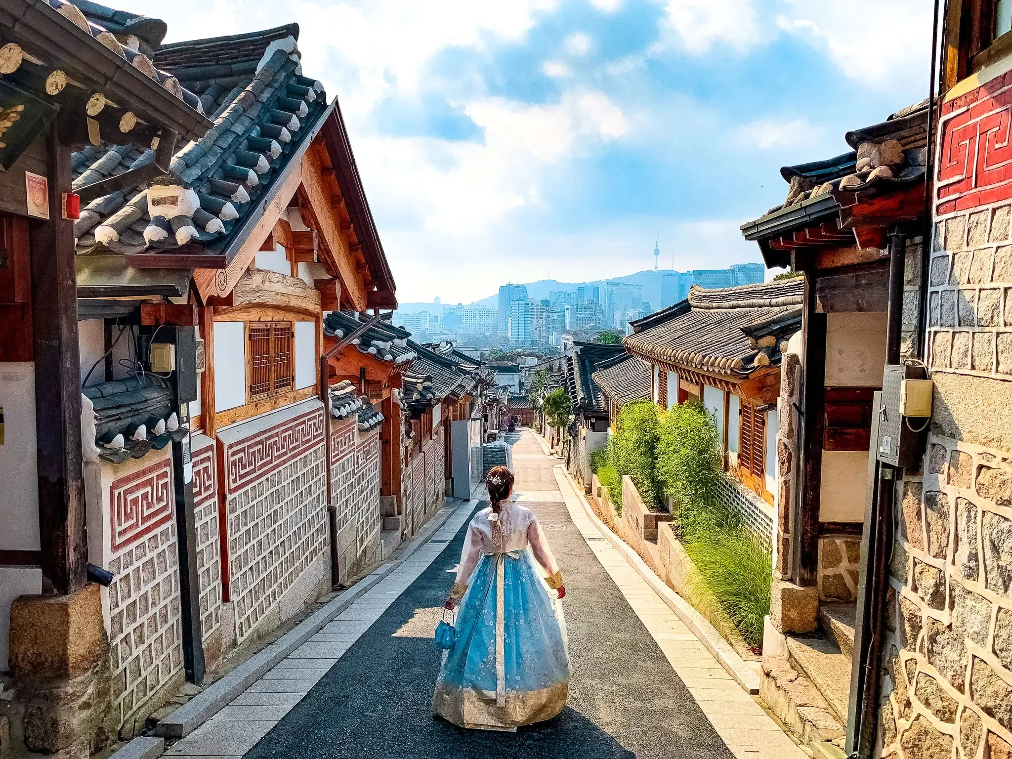 Bukchon Hanok Village / фото SimplyAngella