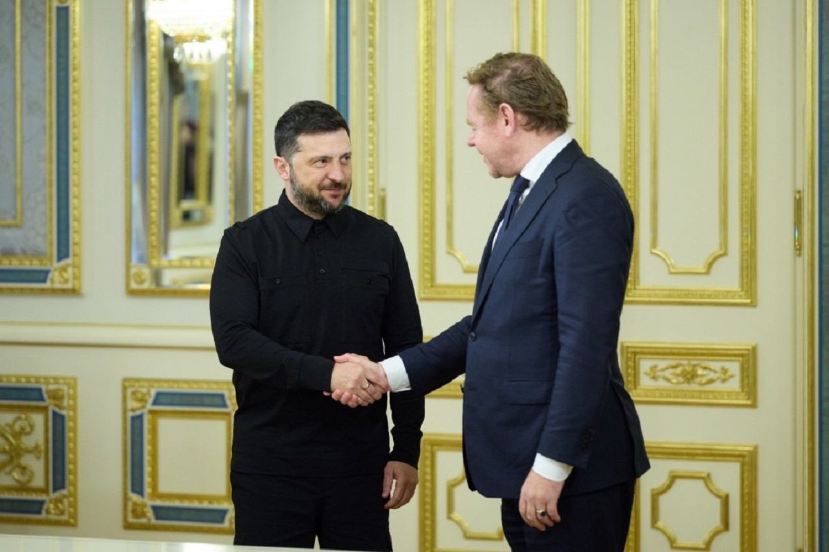 Зеленский провел встречу с главой МИД Нидерландов Зеленский провел встречу с главой МИД Нидерландов