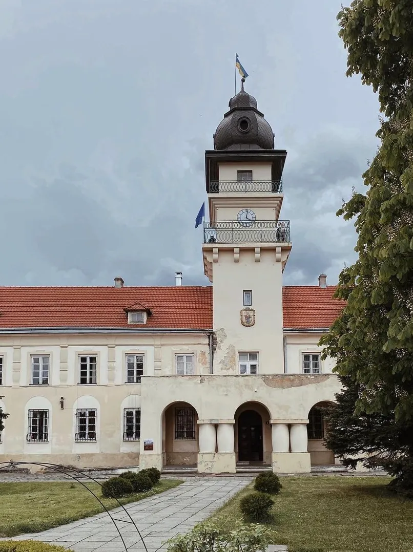 Жовківська ратуша