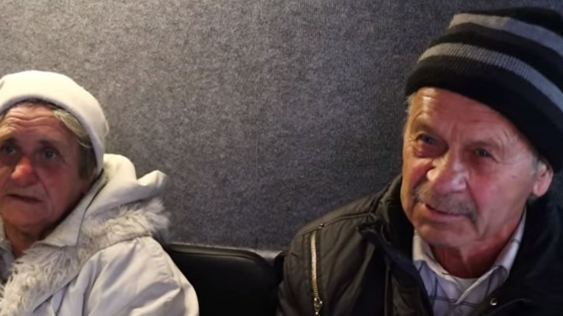 Пожилые супруги спасались от обстрелов в Донецкой области Пожилые супруги спасались от обстрелов в Донецкой области