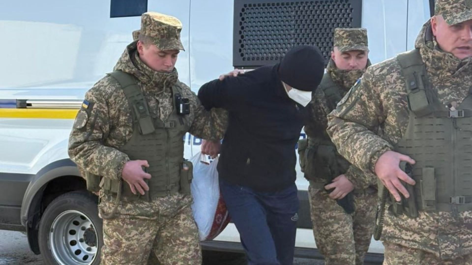 Україна вперше екстрадувала солдата Росії за вчинені воєнні злочини - 24 Канал Україна вперше екстрадувала солдата Росії за вчинені воєнні злочини - 24 Канал