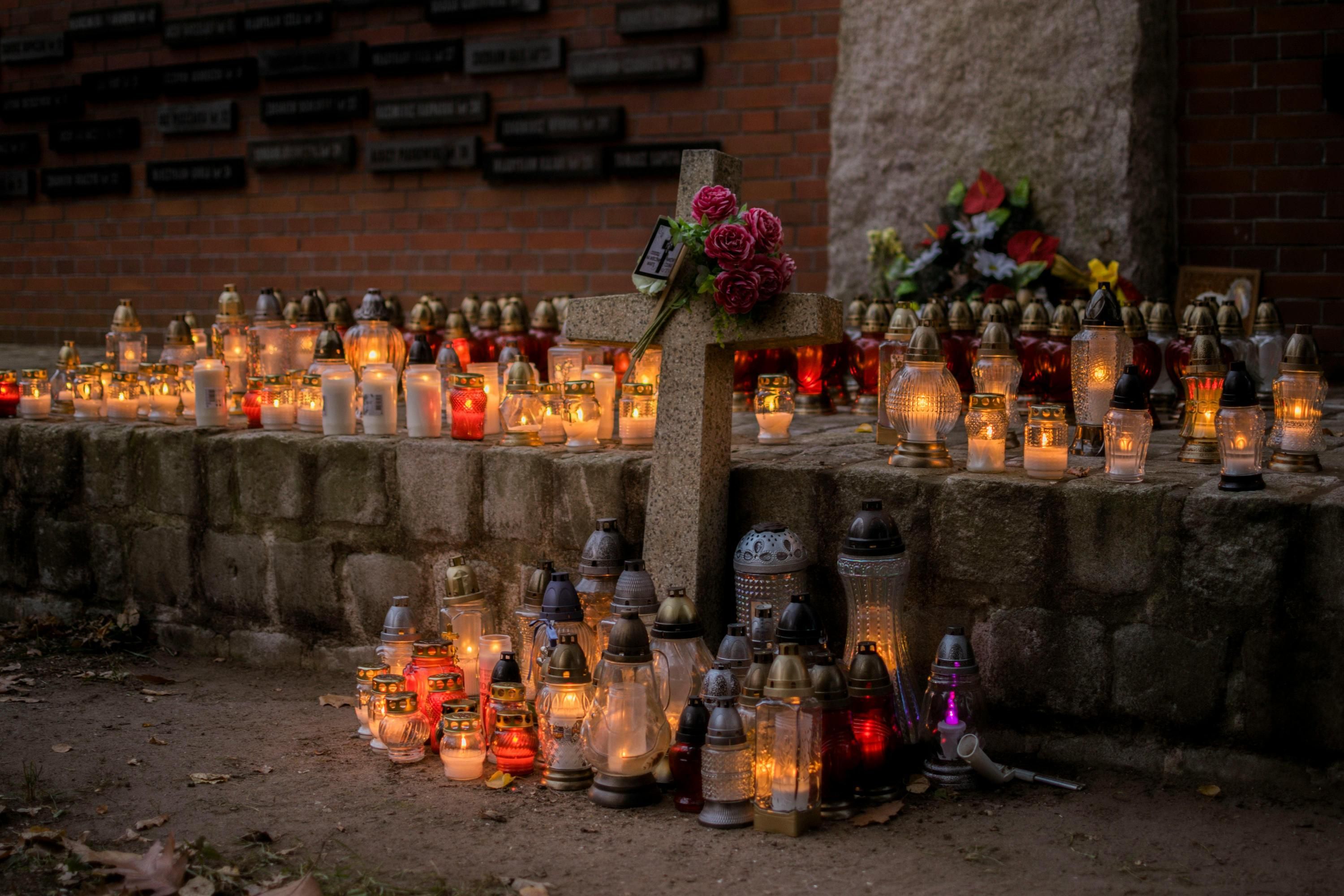 У Польщі відзначають День усіх святих У Польщі відзначають День усіх святих