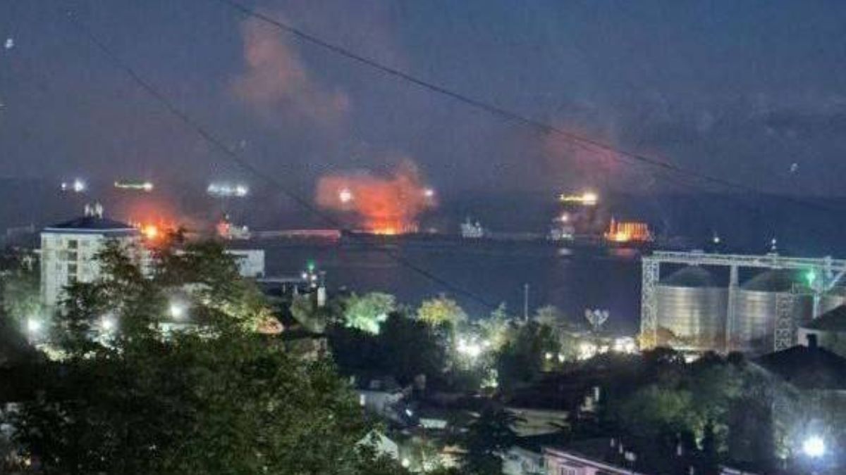 В Туапсе под удар БПЛА попал танкер, который, вероятно, входит в теневой флот России - СМИ - 24 Канал В Туапсе под удар БПЛА попал танкер, который, вероятно, входит в теневой флот России - СМИ - 24 Канал