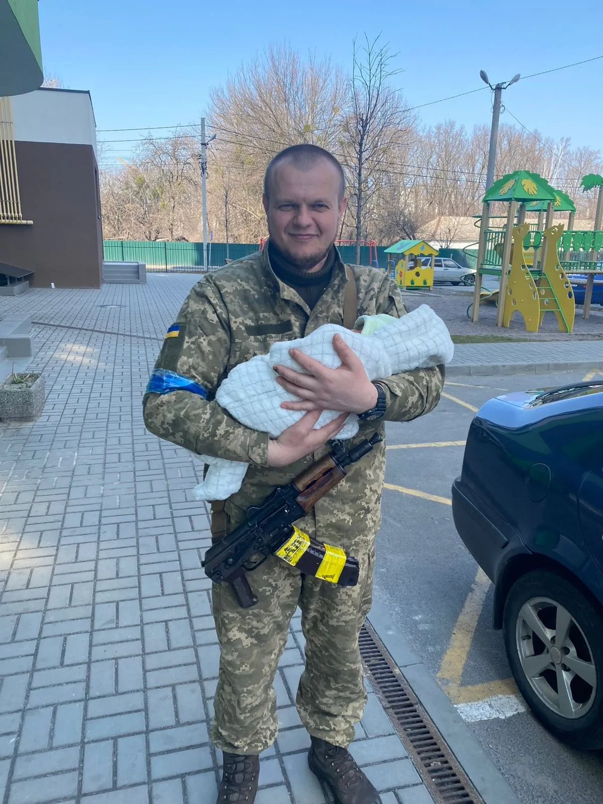 Сергій Юхименко з найменшим сином Данілом Сергій Юхименко з найменшим сином Данілом