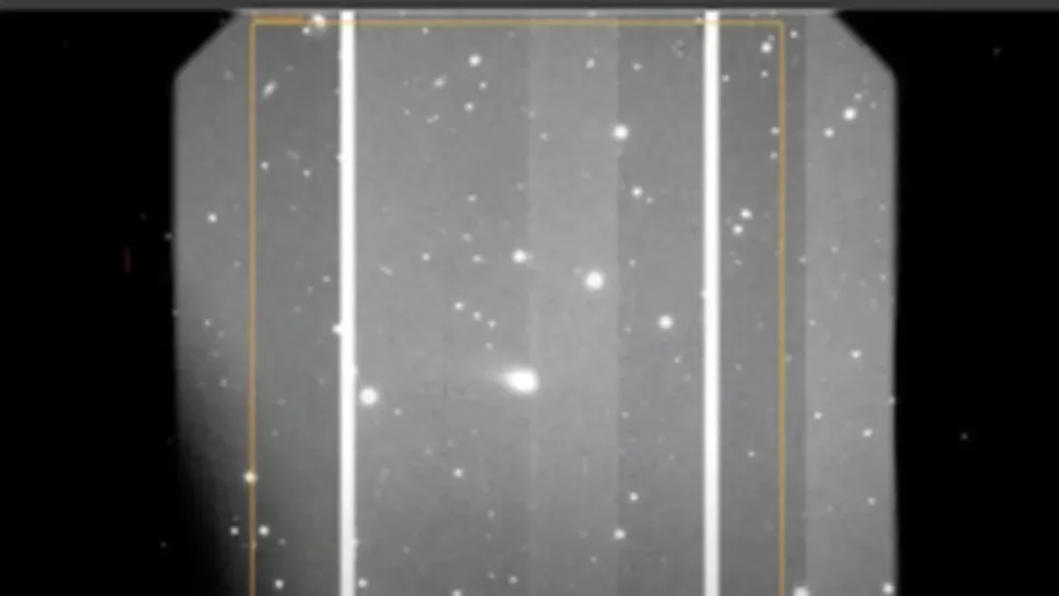 Телескоп Gemini South заметил межзвездную комету 3I/ATLAS как большой яркий свет посередине объектива Телескоп Gemini South заметил межзвездную комету 3I/ATLAS как большой яркий свет посередине объектива