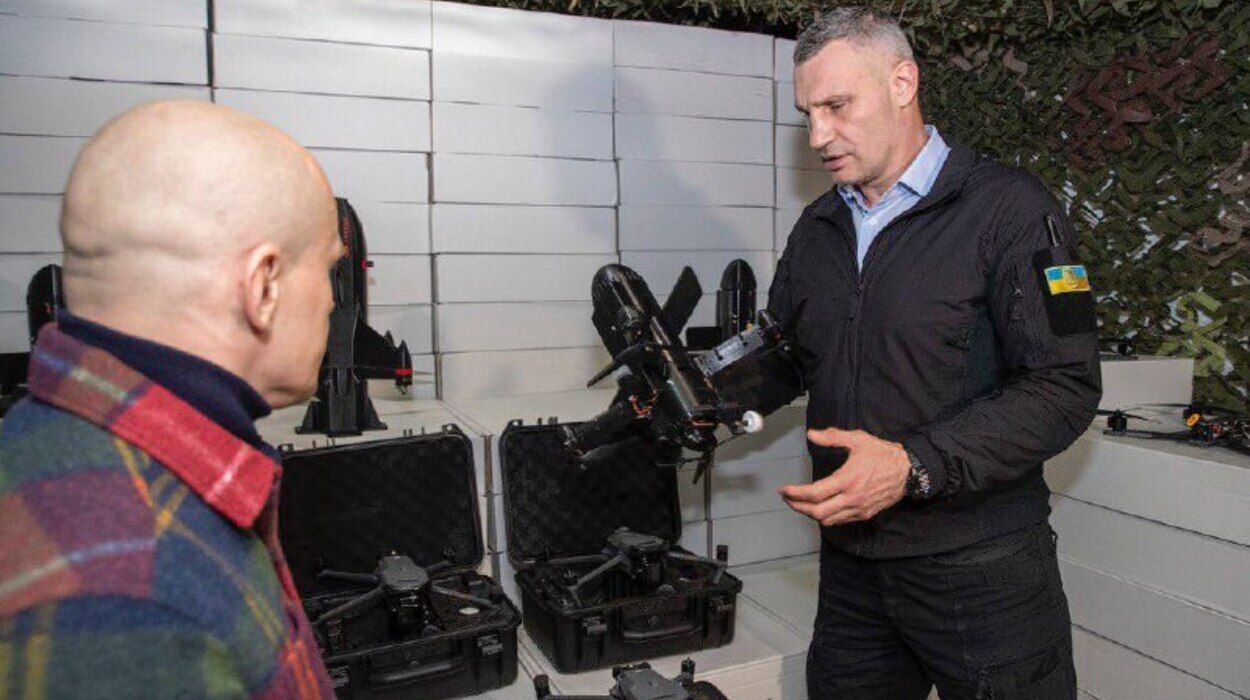 Виталий Кличко передал очередную партию помощи бойцам 225 штурмового полка