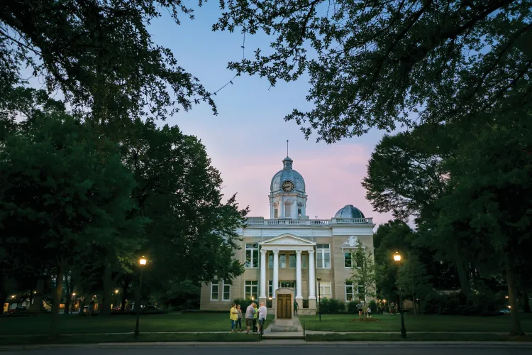 Шелбі, округ Клівленд, Північна Кароліна / фото Justin Kase Conder Шелбі, округ Клівленд, Північна Кароліна / фото Justin Kase Conder