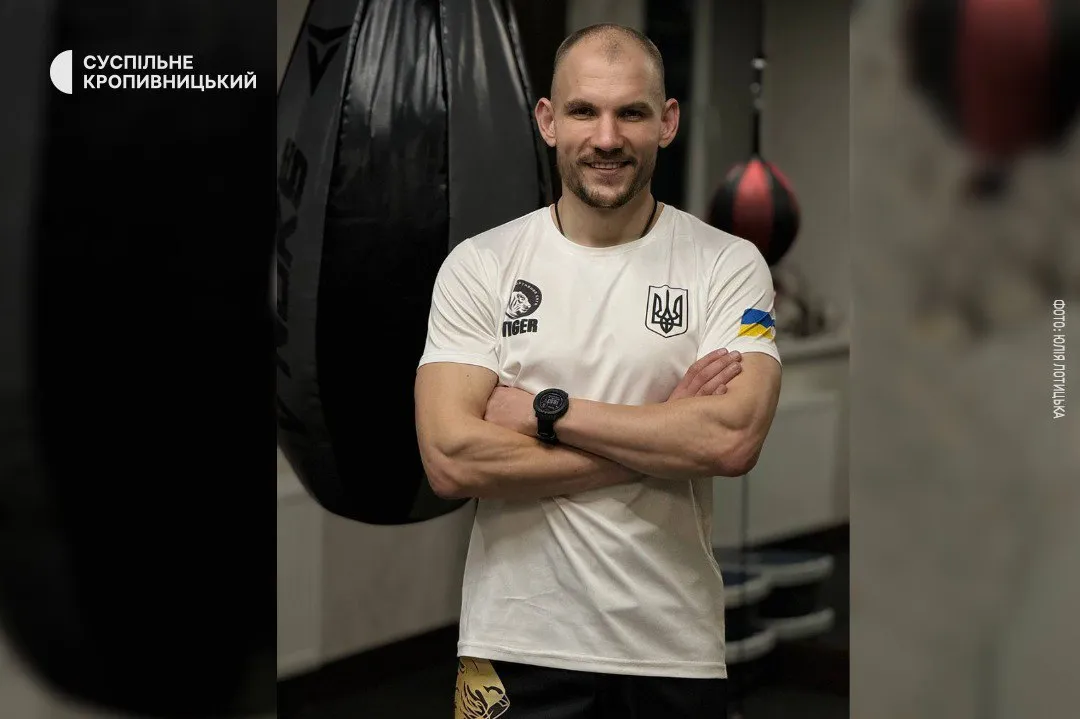 Дмитрий Пищиков - мужчина из кортежа Джоли, которого задержали ТЦК Дмитрий Пищиков - мужчина из кортежа Джоли, которого задержали ТЦК